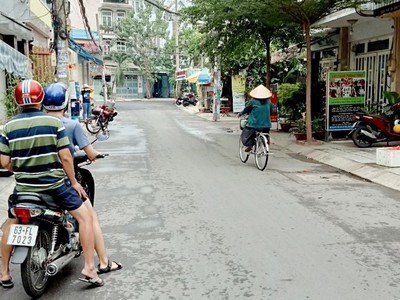 Cho thuê pjongf khép kín chính chủ t2 3982