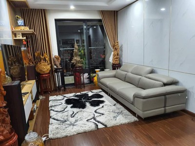 Cho thuê pjongf khép kín chính chủ t2 4327