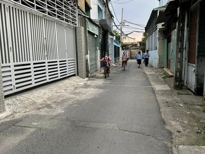 Cho thuê pjongf khép kín chính chủ t2 4218