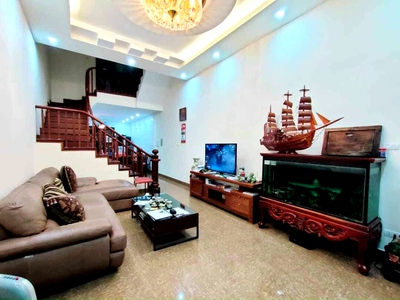 Cho thuê pjongf khép kín chính chủ t2 4429