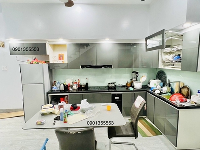 Cho thuê pjongf khép kín chính chủ t2 4462