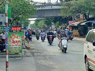 Cho thuê pjongf khép kín chính chủ t2 4520