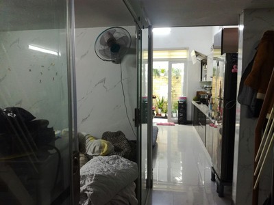 Cho thuê pjongf khép kín chính chủ t2 4374