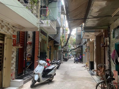 Cho thuê pjongf khép kín chính chủ t2 4479