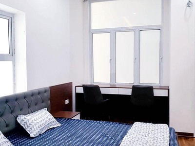Cho thuê pjongf khép kín chính chủ t2 4402