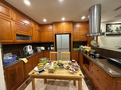 Cho thuê pjongf khép kín chính chủ t2 4410