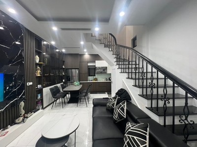 Cho thuê pjongf khép kín chính chủ t2 4629