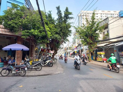 Cho thuê pjongf khép kín chính chủ t2 4992