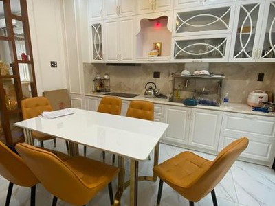 Cho thuê pjongf khép kín chính chủ t2 5063
