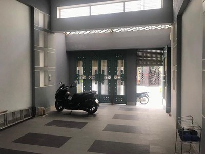 Cho thuê pjongf khép kín chính chủ t2 5042
