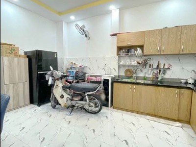 Cho thuê pjongf khép kín chính chủ t2 4795