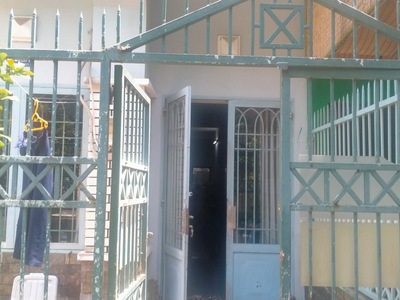 Chủ ngộp vốn cần bán gấp nhà Quận 2, diện tích lớn, SHR 1