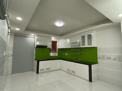 Cho thuê pjongf khép kín chính chủ t2 5050