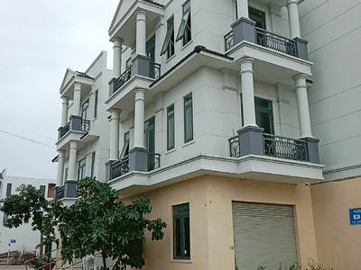 Cho thuê pjongf khép kín chính chủ t2 4804