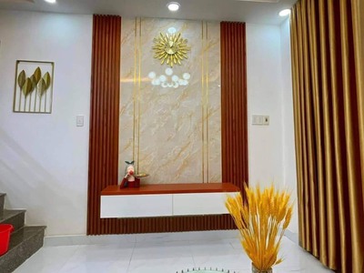 Cho thuê pjongf khép kín chính chủ t2 4837