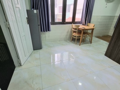Mình cần pass lại phòng ở lê văn sỹ 4