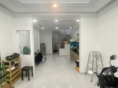 Cho thuê pjongf khép kín chính chủ t2 4611