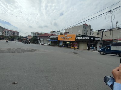 Cho thuê pjongf khép kín chính chủ t2 4759