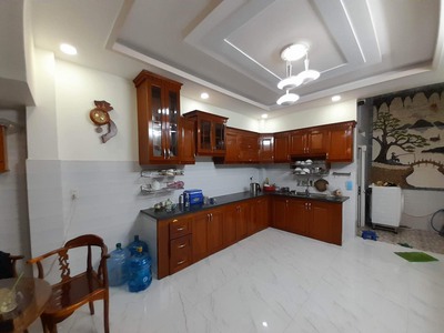 Cho thuê pjongf khép kín chính chủ t2 4835