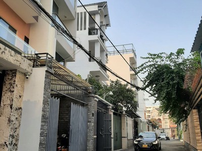 Cho thuê pjongf khép kín chính chủ t2 5161