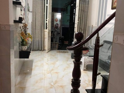 Chủ ngộp vốn cần bán gấp nhà Quận 8 giá rẻ, SHR 3