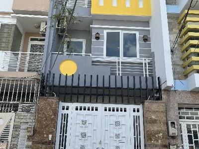 Cho thuê pjongf khép kín chính chủ t2 5182