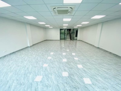 Cho thuê pjongf khép kín chính chủ t2 5112
