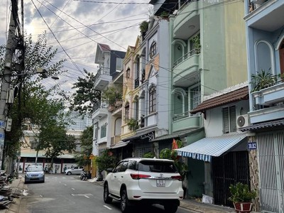 Cho thuê pjongf khép kín chính chủ t2 5189