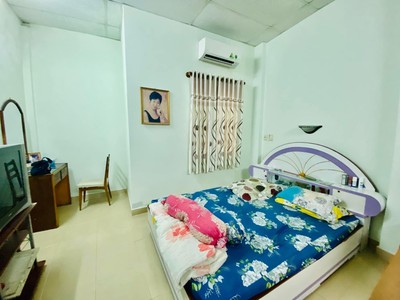 Cho thuê pjongf khép kín chính chủ t2 5219