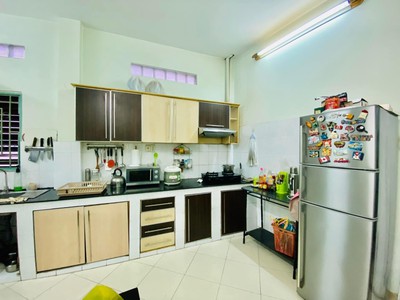Cho thuê pjongf khép kín chính chủ t2 5228
