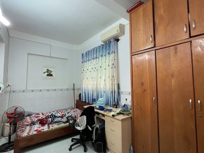 Cho thuê pjongf khép kín chính chủ t2 5295