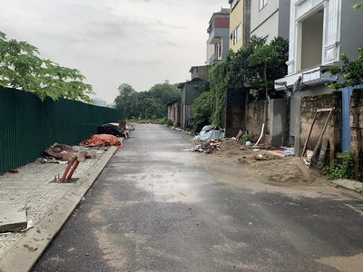 Bán đất 40m2 Đất Ngọc Thụy, Long Biên, Hà Nội, Vỉ hè, Đường 10m2, giá chào bán 5 tỷ 1