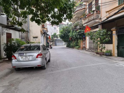 Cho thuê pjongf khép kín chính chủ t2 5370
