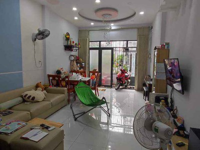 Cho thuê pjongf khép kín chính chủ t2 5392