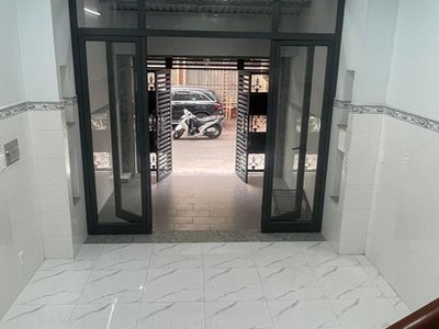 Cho thuê pjongf khép kín chính chủ t2 5594
