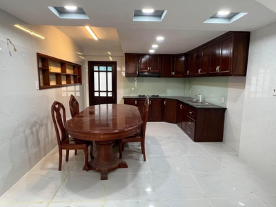 Cho thuê pjongf khép kín chính chủ t2 5554