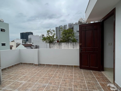 Cho thuê pjongf khép kín chính chủ t2 5557