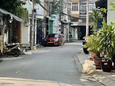 Cho thuê pjongf khép kín chính chủ t2 5458