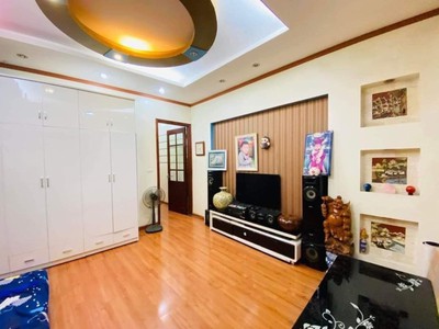 Cho thuê pjongf khép kín chính chủ t2 5382