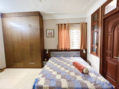 Cho thuê pjongf khép kín chính chủ t2 5376