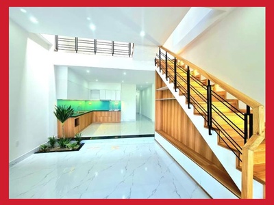 Cho thuê pjongf khép kín chính chủ t2 5439