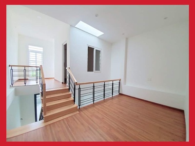 Cho thuê pjongf khép kín chính chủ t2 5441