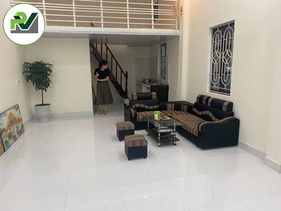 Cho thuê pjongf khép kín chính chủ t2 5465