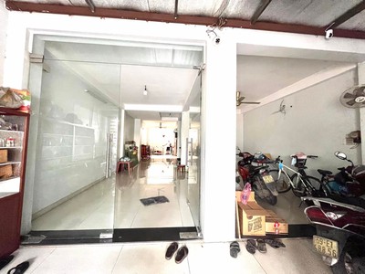 Cho thuê pjongf khép kín chính chủ t2 5688