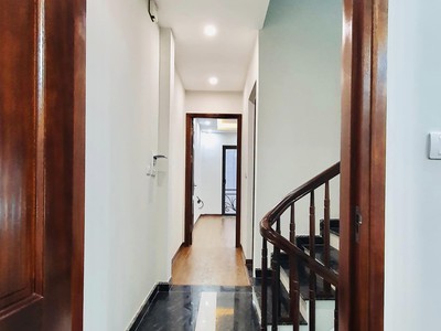 Cho thuê pjongf khép kín chính chủ t2 5708