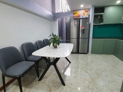 Cho thuê pjongf khép kín chính chủ t2 5806