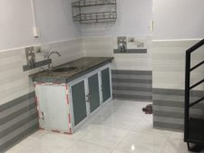 Cho thuê pjongf khép kín chính chủ t2 5836
