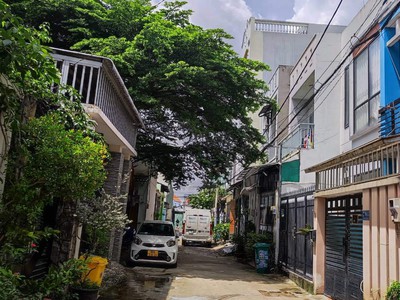 Cho thuê pjongf khép kín chính chủ t2 5876