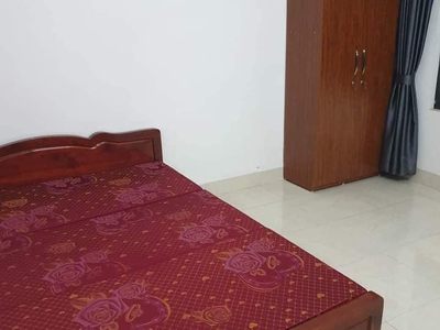 Cho thuê pjongf khép kín chính chủ t2 5899
