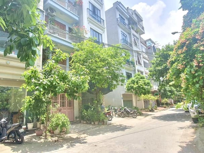 Cho thuê pjongf khép kín chính chủ t2 5971